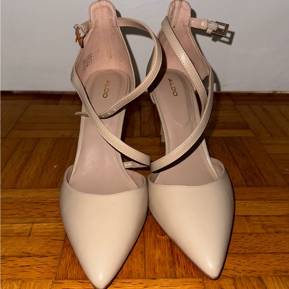 Stylish heels - Picture 1 of 4